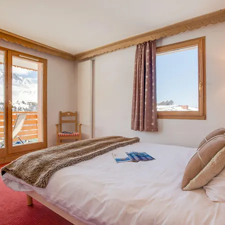 Madame Des Alpages 3*