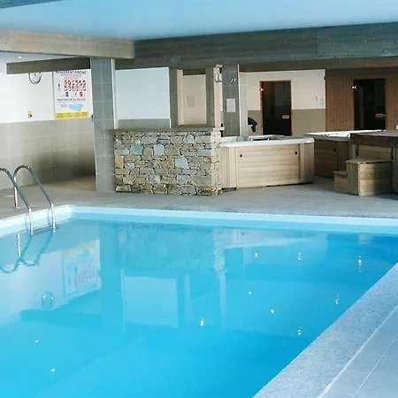 Madame Des Alpages 3*