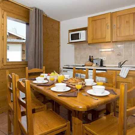 Madame Des Alpages 3*