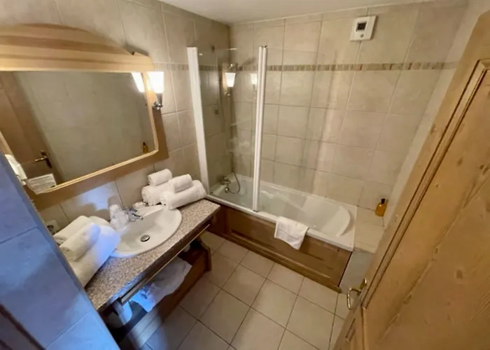 Madame Des Alpages Aparthotel 3*